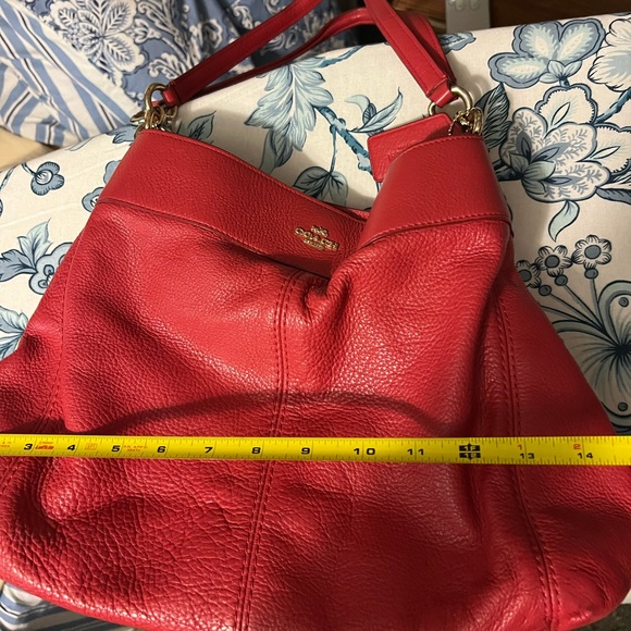 Beautiful coach purse - Picture 7 of 8